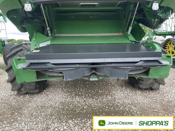 Image of John Deere X9 1000 equipment image 4