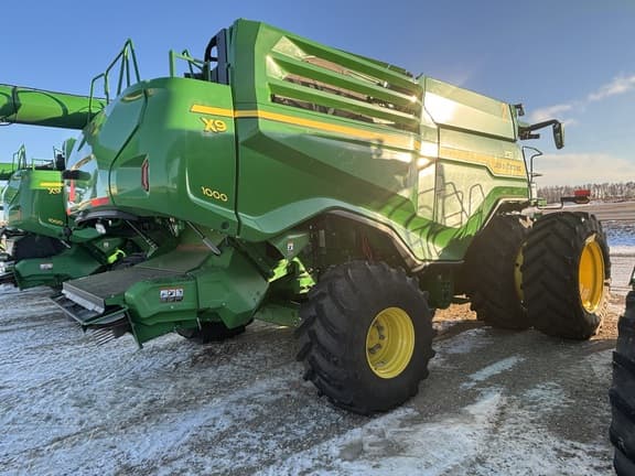 Image of John Deere X9 1000 equipment image 3