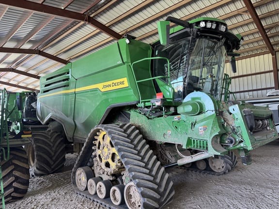 2025 John Deere X9 1000 Equipment Image0