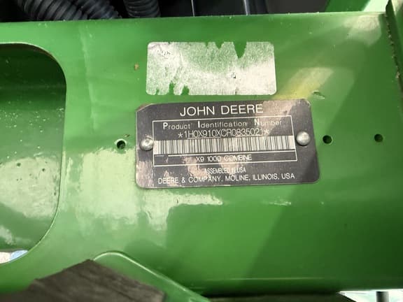 Image of John Deere X9 1000 equipment image 2