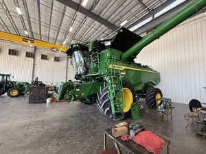 2025 John Deere X9 1000 Image
