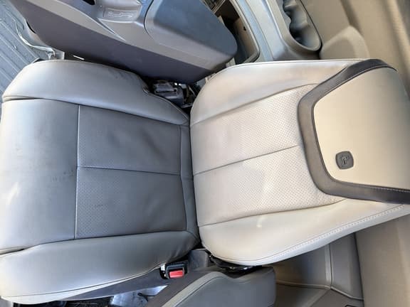 Image of John Deere X9 1000 equipment image 3