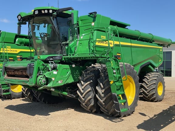 2025 John Deere X9 1000 Equipment Image0