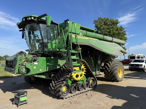 Image of John Deere X9 1000 Primary image