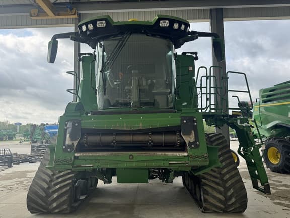 Image of John Deere X9 1000 equipment image 3