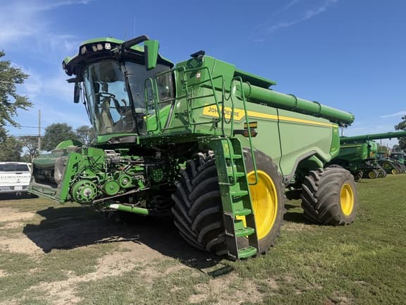 Image of John Deere X9 1100 Primary image