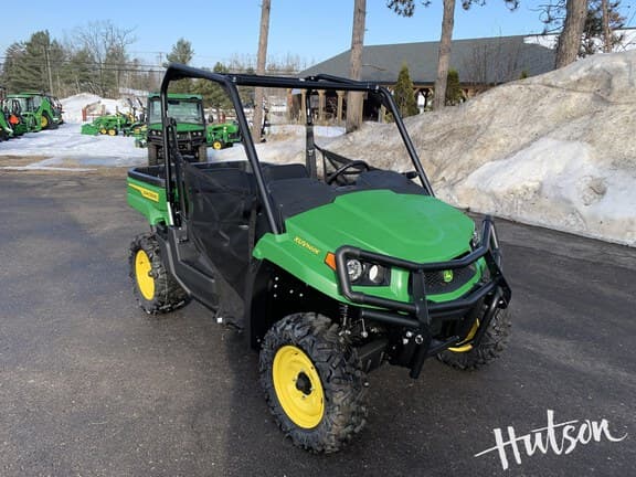 Image of John Deere XUV 560E equipment image 1