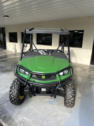 2025 John Deere XUV 560E Equipment Image0