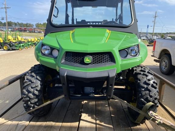 Image of John Deere XUV 560E S4 equipment image 2