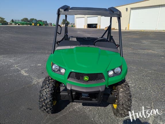 Image of John Deere XUV 590M equipment image 4