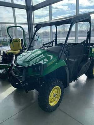 2025 John Deere XUV 590M Image