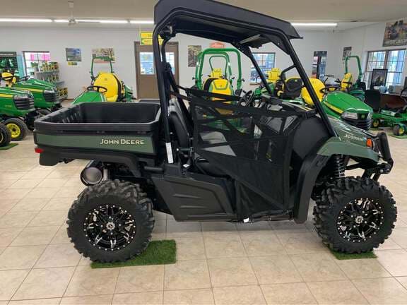 Image of John Deere XUV 590M equipment image 1