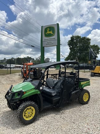 2025 John Deere XUV 590M S4 Equipment Image0