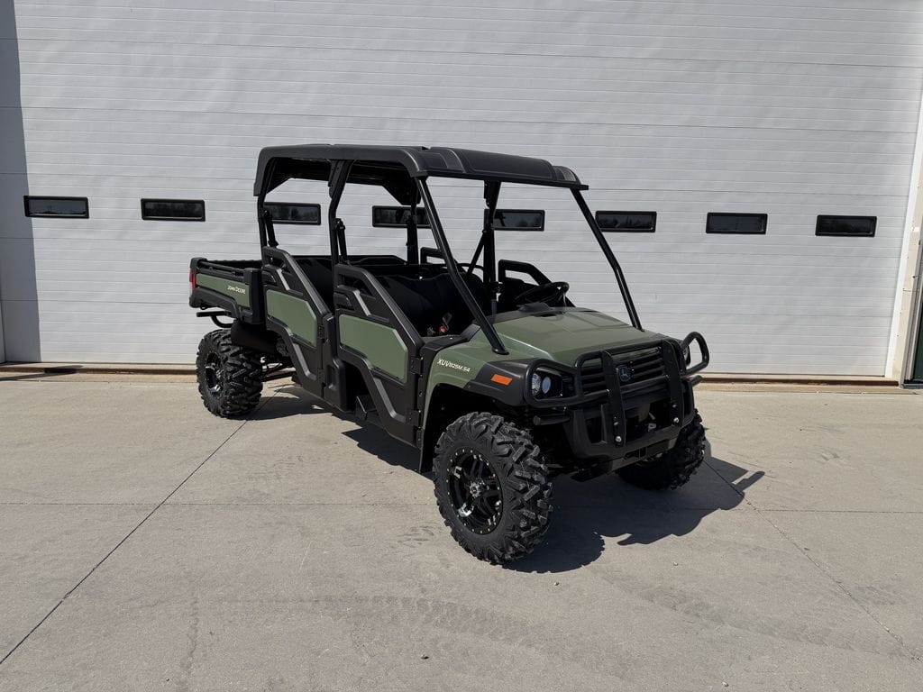 2025 John Deere XUV 825M S4 Equipment Image0