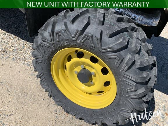 Image of John Deere Gator XUV 825i S4 equipment image 3