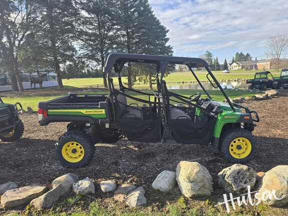 Image of John Deere XUV 825M equipment image 4