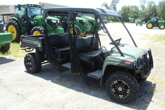 Image of John Deere XUV 825M equipment image 2