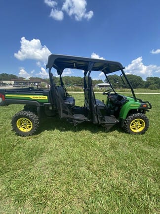 2025 John Deere XUV 825M Equipment Image0