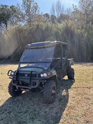 2025 John Deere XUV 825M Equipment Image0