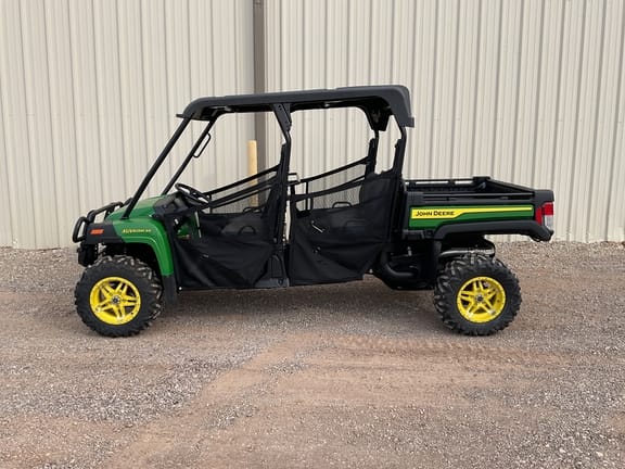 2025 John Deere XUV 825M S4 Equipment Image0