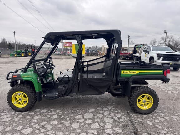 Image of John Deere XUV 825M S4 Primary image