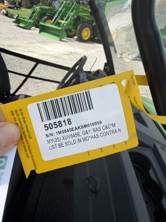 Image of John Deere XUV 845E equipment image 2