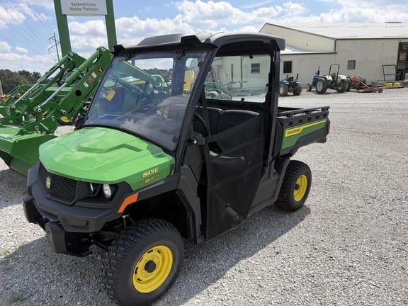 2025 John Deere XUV 845E Equipment Image0