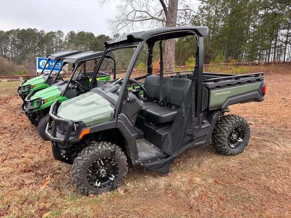 2025 John Deere XUV 845M Equipment Image0