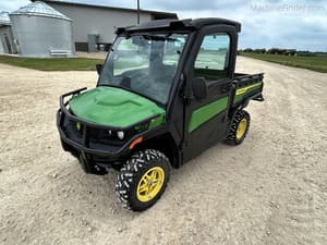 2025 John Deere XUV 845M Image