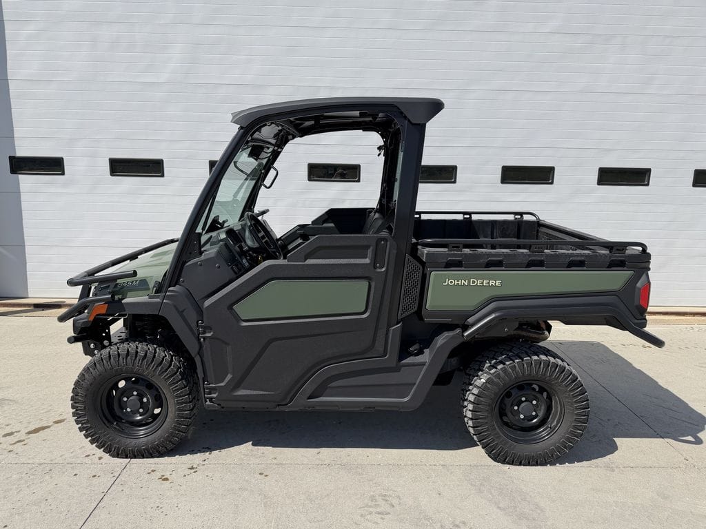 2025 John Deere XUV 845M Equipment Image0