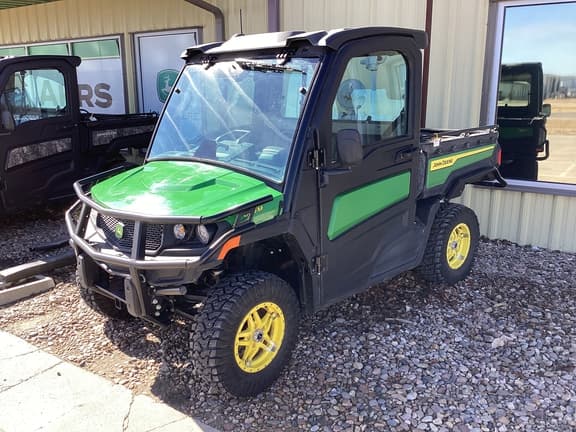 Image of John Deere XUV 845M Primary image