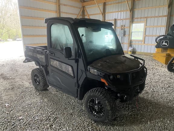 Image of John Deere XUV 845M Primary image