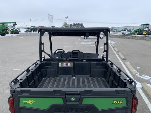 Image of John Deere XUV 845M equipment image 4