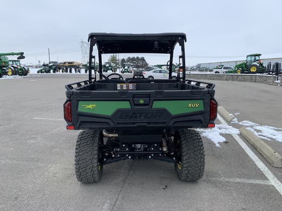 Image of John Deere XUV 845M equipment image 3