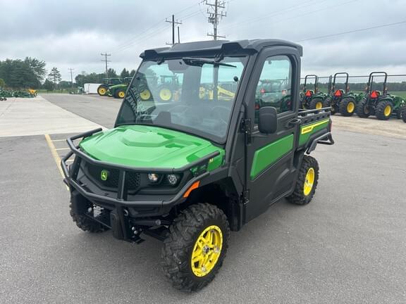 Image of John Deere XUV 845M Primary image