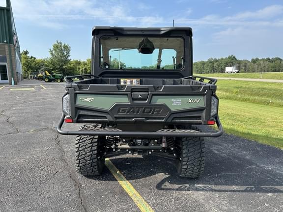 Image of John Deere XUV 845M equipment image 1