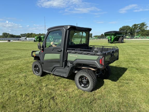 Image of John Deere XUV 845M equipment image 2