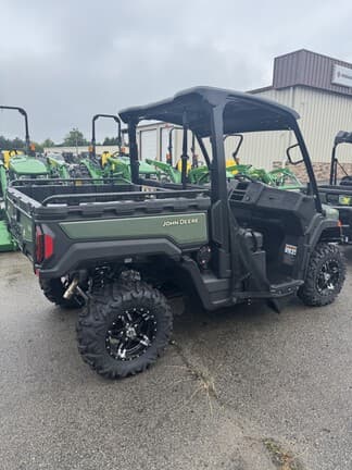 Image of John Deere XUV 845M equipment image 2