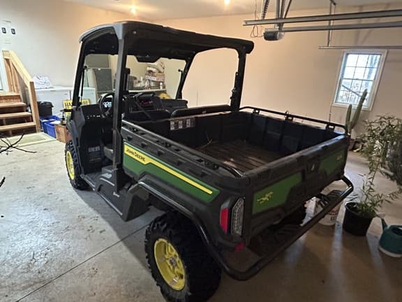 Image of John Deere XUV 845M equipment image 4