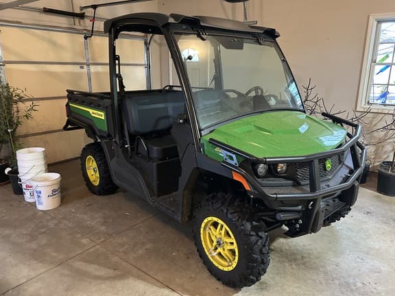 Image of John Deere XUV 845M equipment image 1
