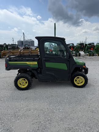 Image of John Deere XUV 845M equipment image 3