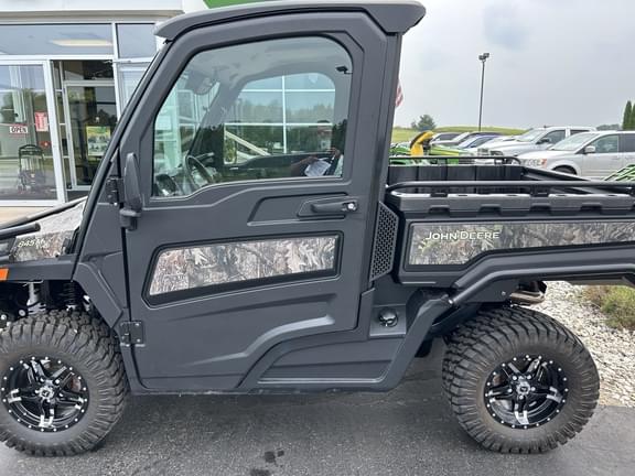 Image of John Deere XUV 845M equipment image 1