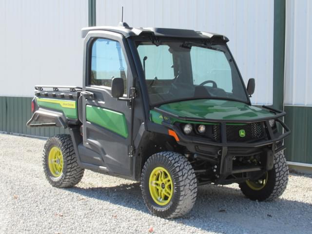 Image of John Deere XUV 845M equipment image 1