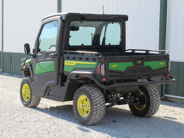 Image of John Deere XUV 845M equipment image 2
