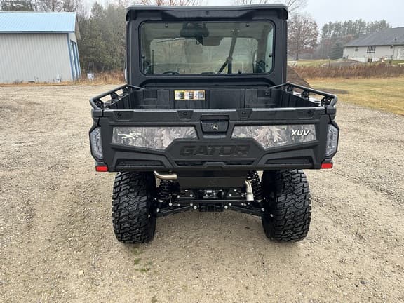 Image of John Deere XUV 845M equipment image 4