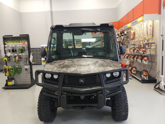 Image of John Deere XUV 845M equipment image 2