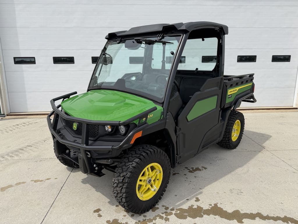 Image of John Deere XUV 845M Primary image