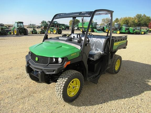 Image of John Deere XUV 845M equipment image 4