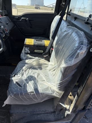 Image of John Deere XUV 845M equipment image 4