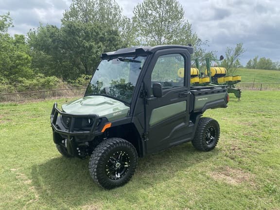 Image of John Deere XUV 845M equipment image 1